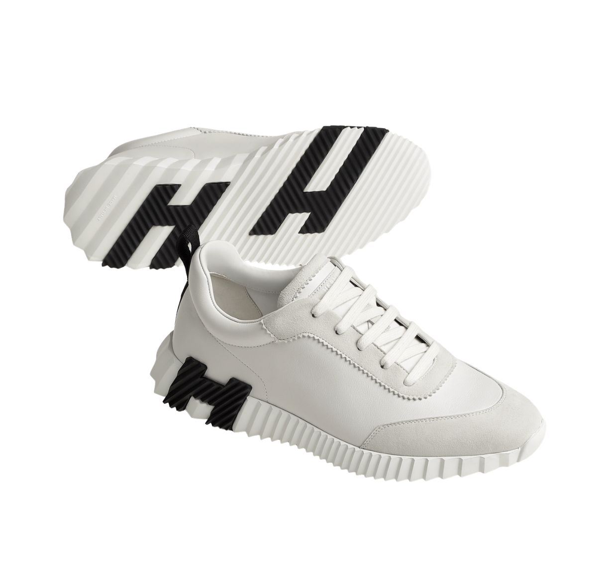Bouncing Sneaker