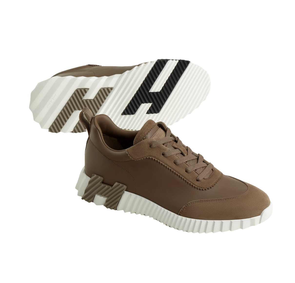 Bouncing Sneaker
